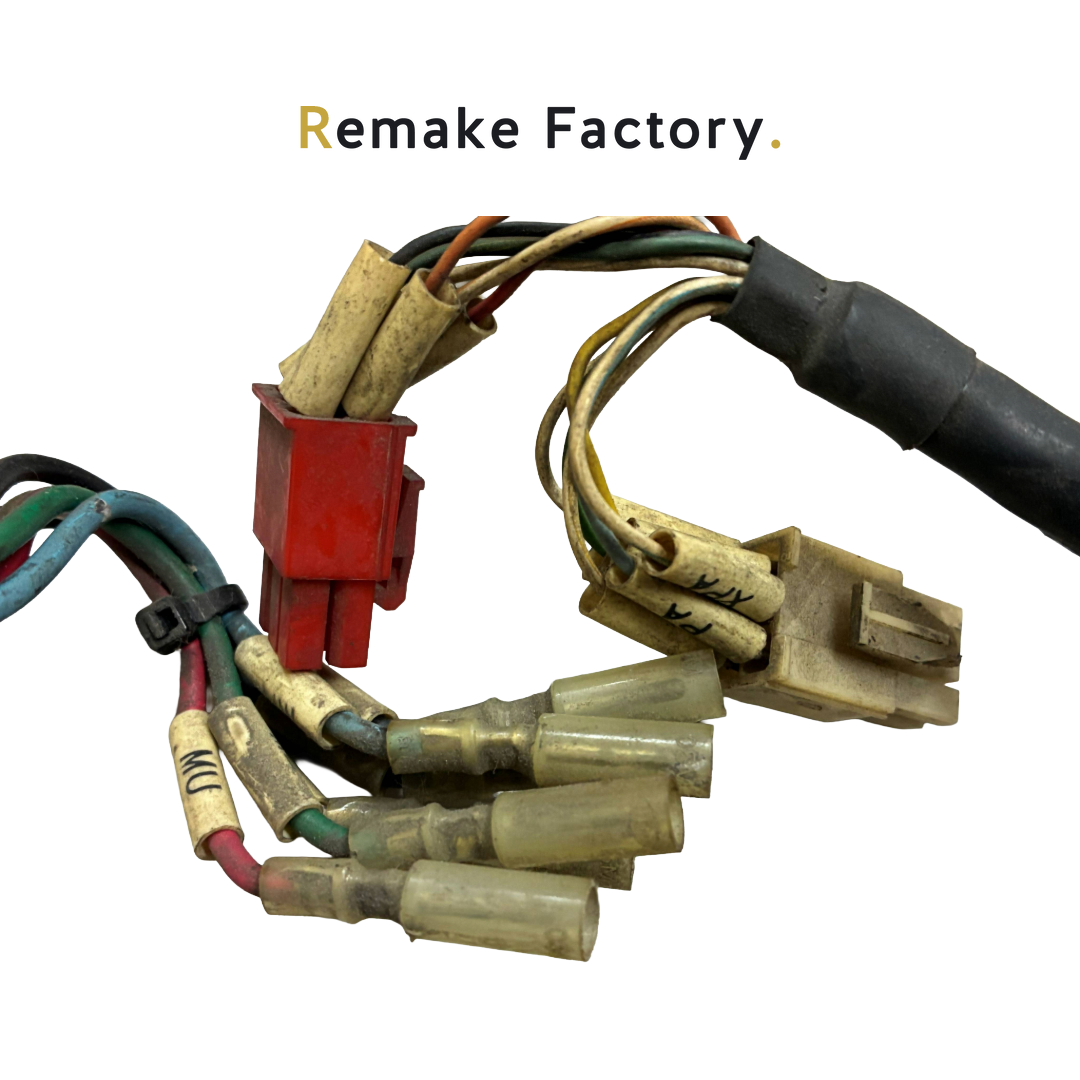 YASKAWA（安川電機） USASEM-02YR33　モータ　ロボット用　【動作確認済／中古】