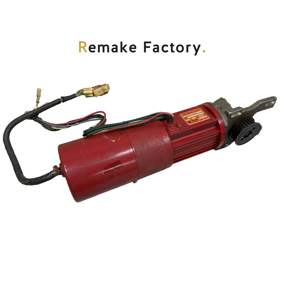 YASKAWA（安川電機） USASEM-02YR32　モータ　ロボット用　【動作確認済／中古】